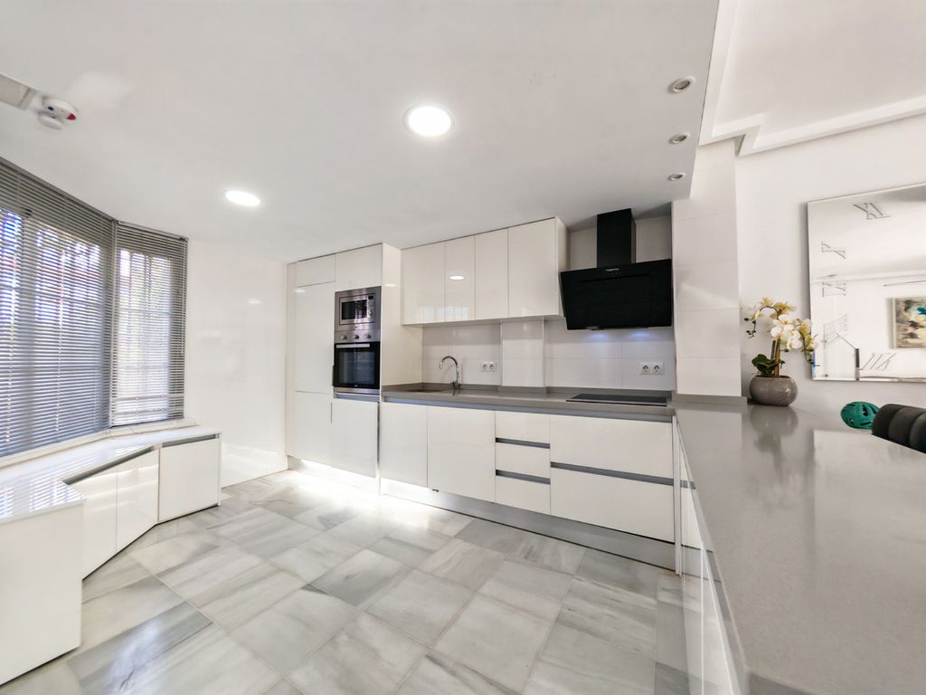Maison de luxe à vendre à Cabopino, 675 000 €, Photo 7