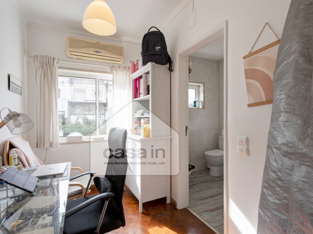 Maison de luxe à vendre à Lisbon, 950 000 €, Photo 7