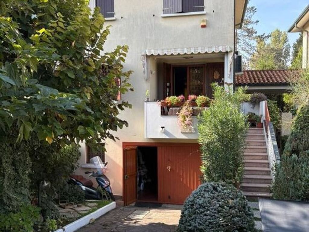 Maison de luxe à vendre à Granarolo Dell Emilia E Viadagola, 485 000 €, Photo 1