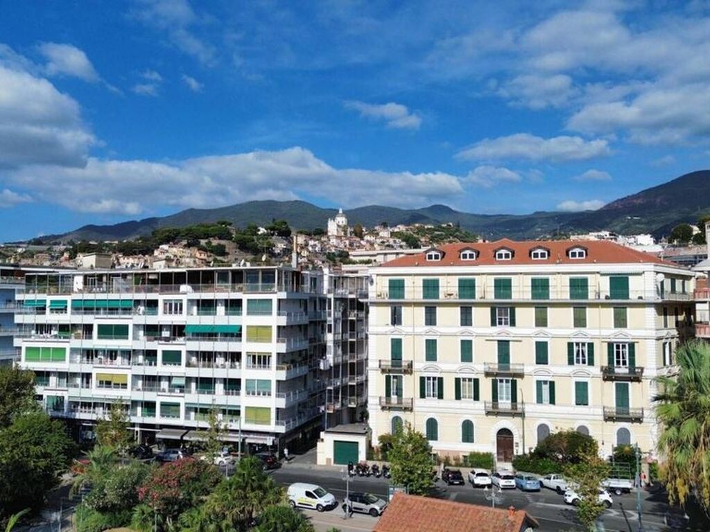 Luxury Apartment for sale in San Remo, 780 000 €, Photo 2