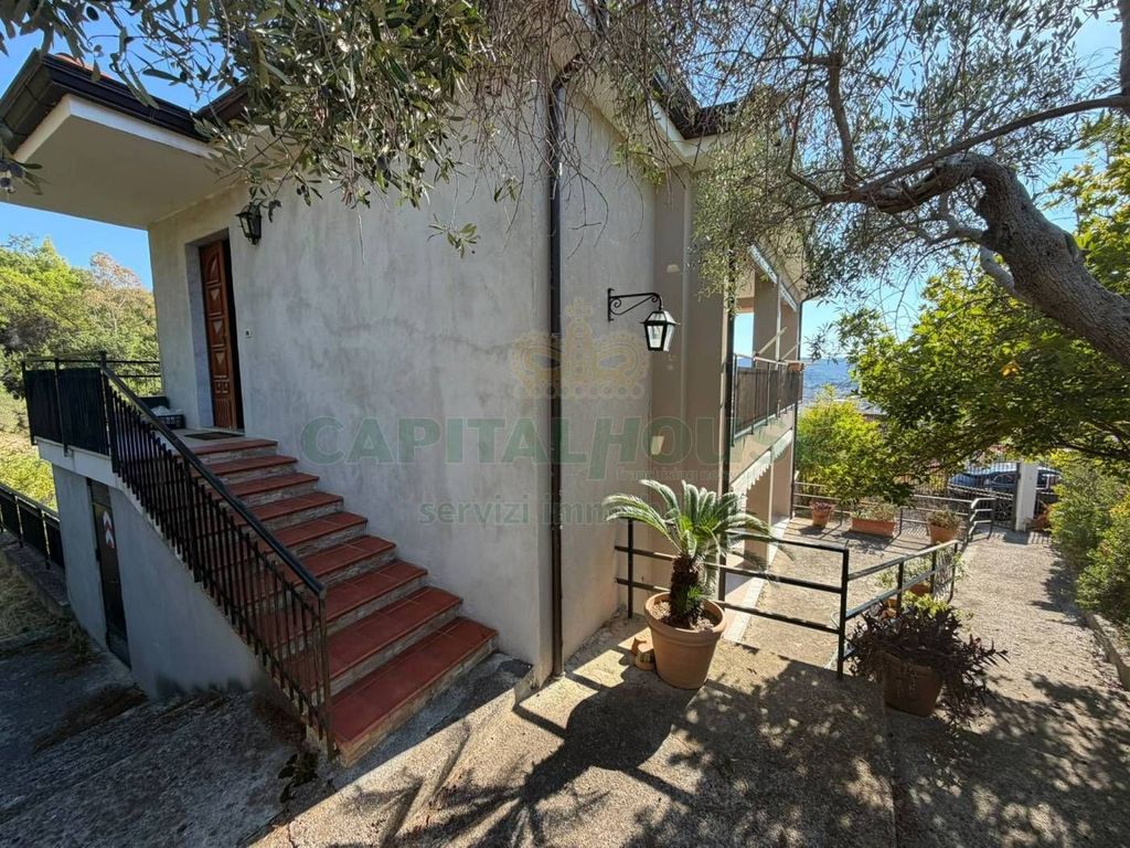 Maison de luxe à vendre à Agropoli, 790 000 €, Photo 3