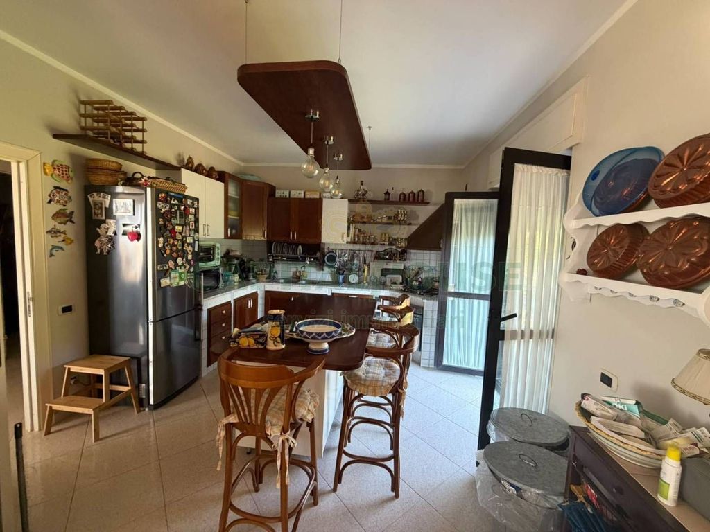 Maison de luxe à vendre à Agropoli, 790 000 €, Photo 4