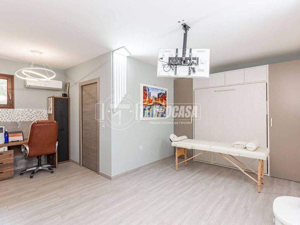 Luxury House for sale in Fossano, 750 000 €, Photo 4