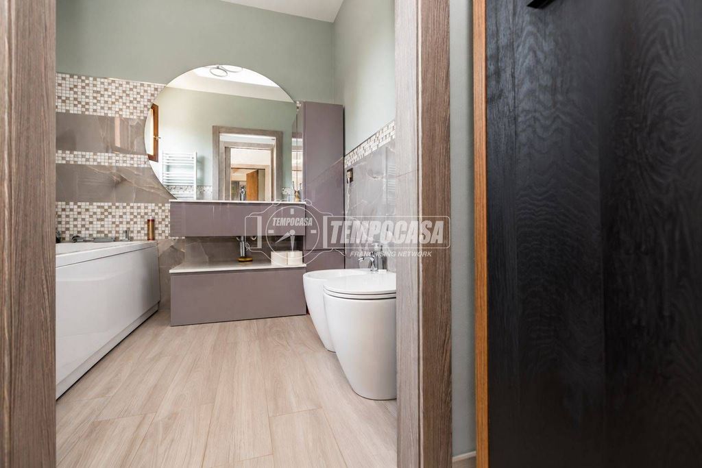 Luxury House for sale in Fossano, 750 000 €, Photo 5