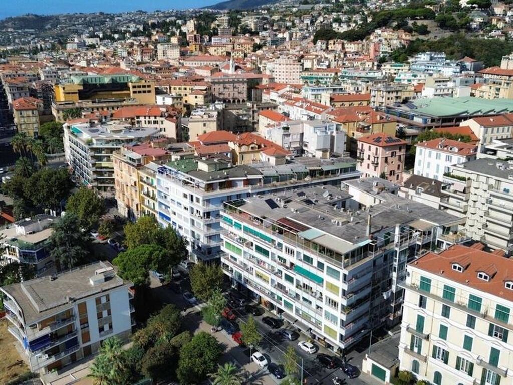 Luxury Apartment for sale in San Remo, 780 000 €, Photo 5
