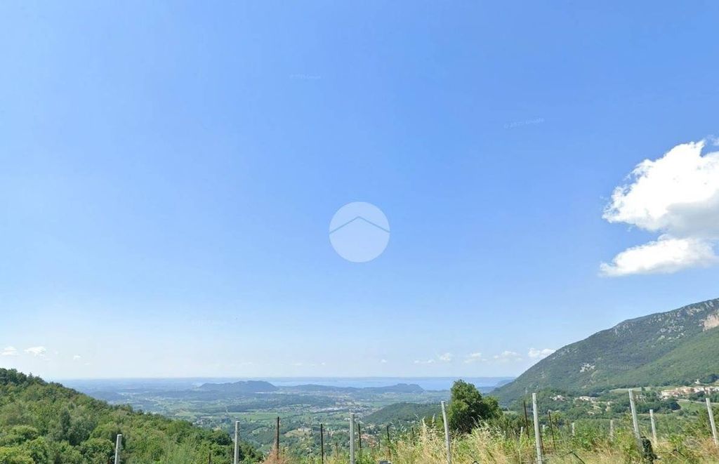 Maison de luxe à vendre à Caprino Veronese, 715 000 €, Photo 2
