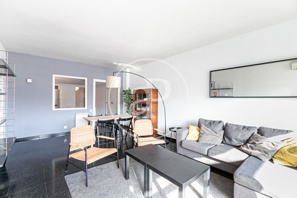 Luxury Apartment for sale in Barcelona, 780 000 €, Photo 3