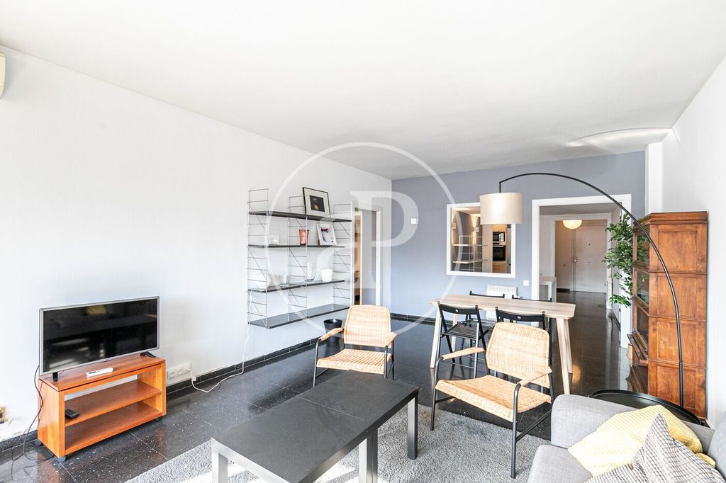 Luxury Apartment for sale in Barcelona, 780 000 €, Photo 4