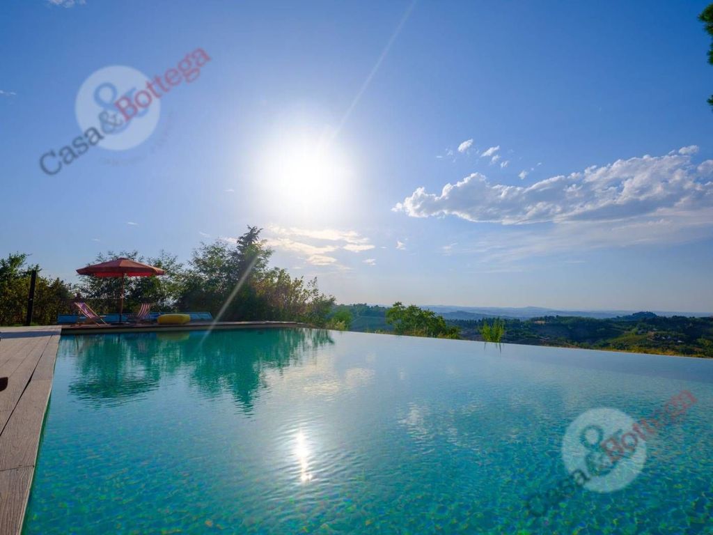 Luxury House for sale in Cesena, 1 200 000 €, Photo 1