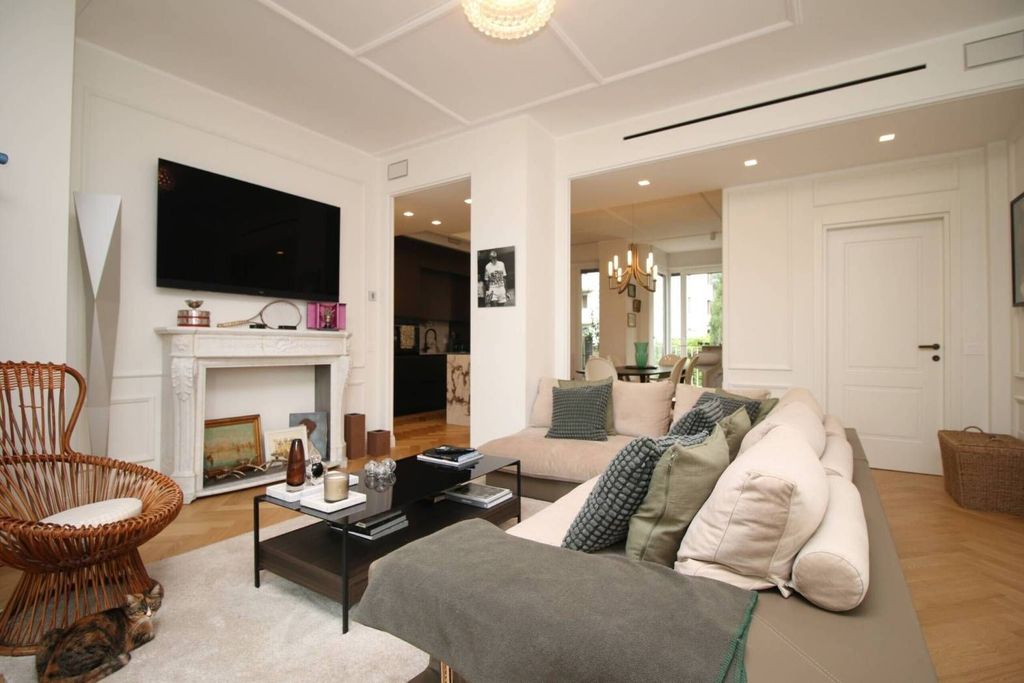 Appartement de luxe à vendre à Como, 950 000 €, Photo 2