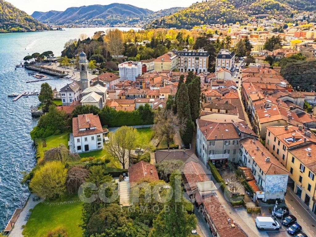 Maison de luxe à vendre à Cernobbio, 1 300 000 €, Photo 2
