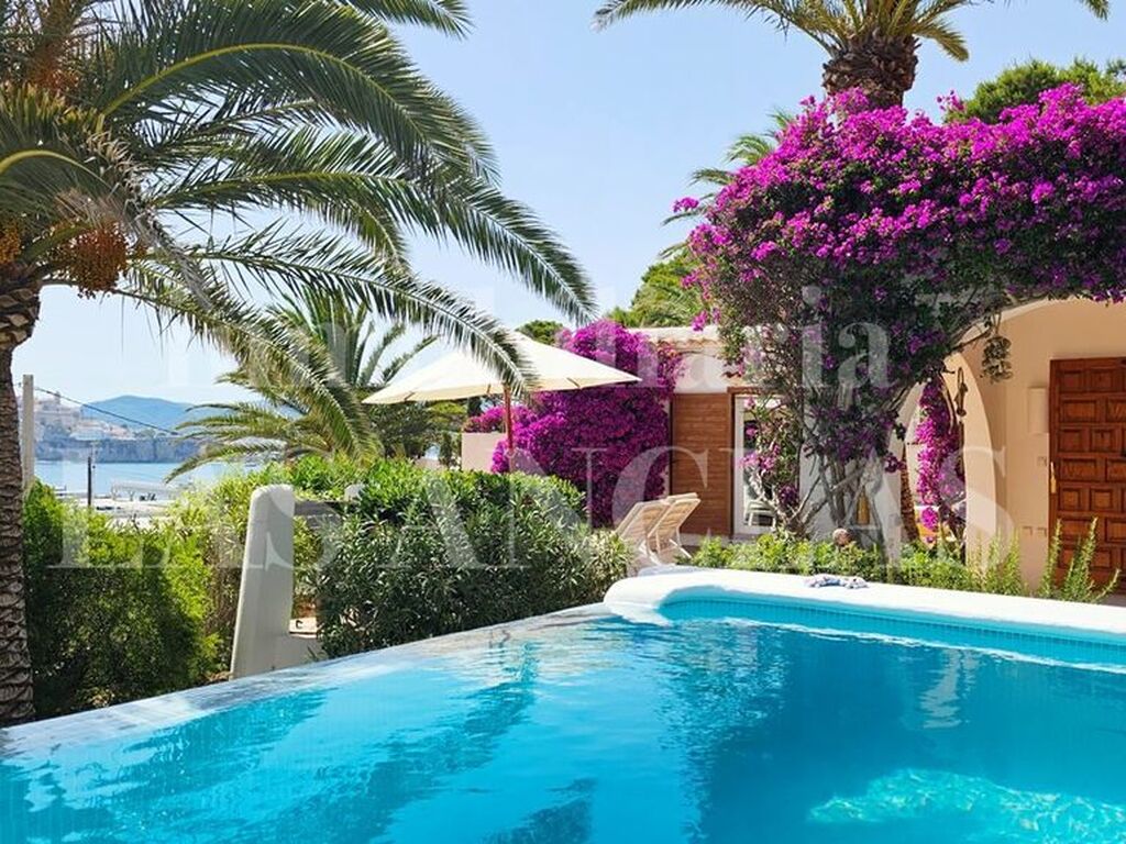 Luxury House for sale in Ibiza, 1 850 000 €, Photo 3