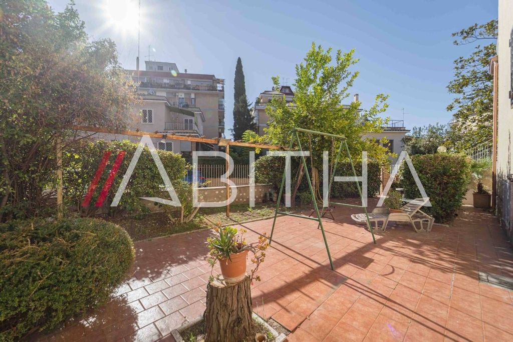 Luxury House for sale in Rome, 1 265 000 €, Photo 4