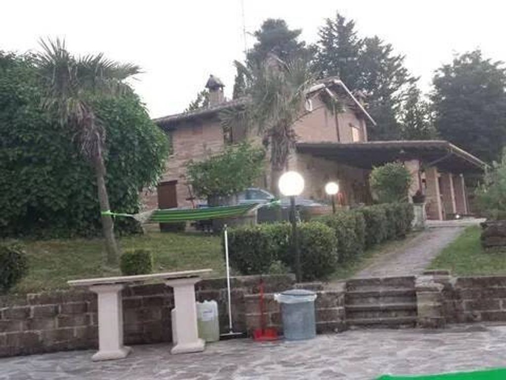 Maison de luxe à vendre à Orciano Di Pesaro, 480 000 €, Photo 4