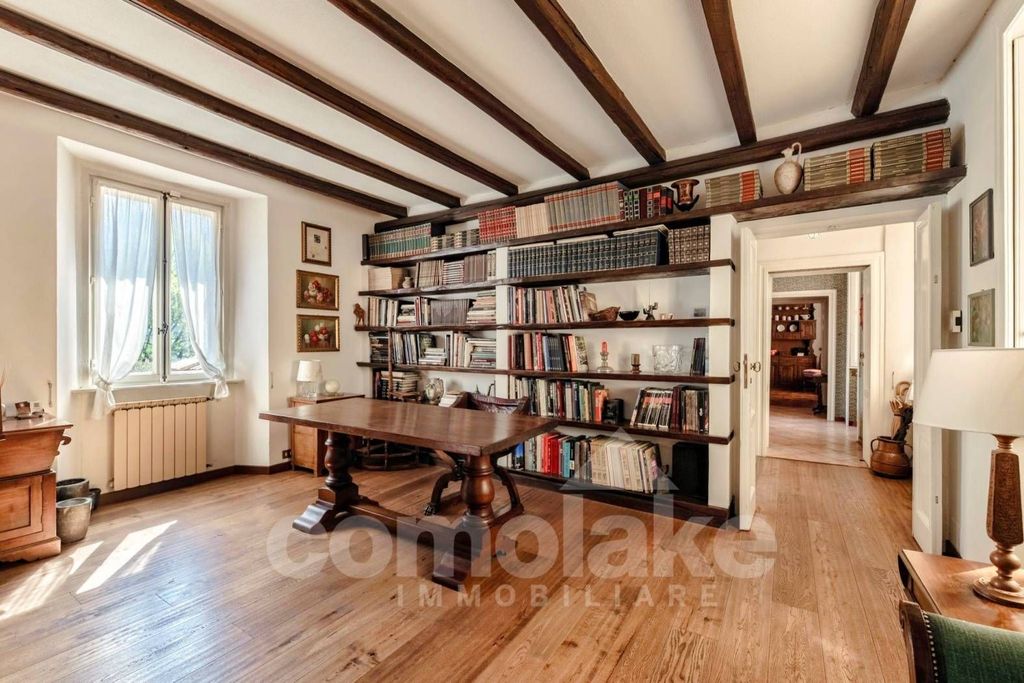 Maison de luxe à vendre à Cernobbio, 1 300 000 €, Photo 4