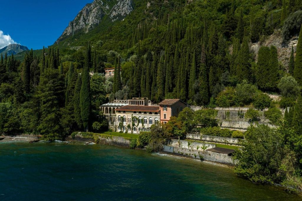 Maison de luxe à vendre à Gargnano, 7 000 000 €, Photo 1