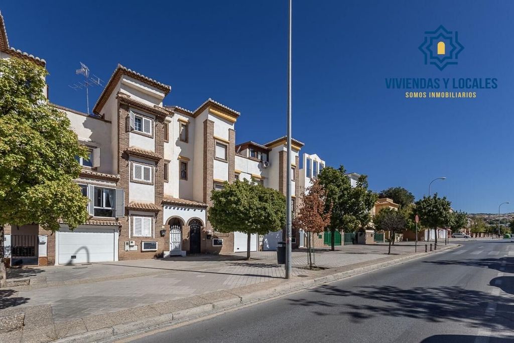 Luxury House for sale in Granada, 439 000 €, Photo 2