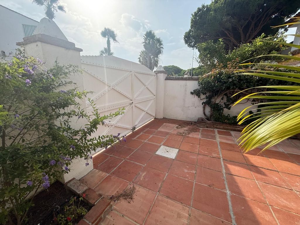 Maison de luxe à vendre à Chiclana de La Frontera, 750 000 €, Photo 2