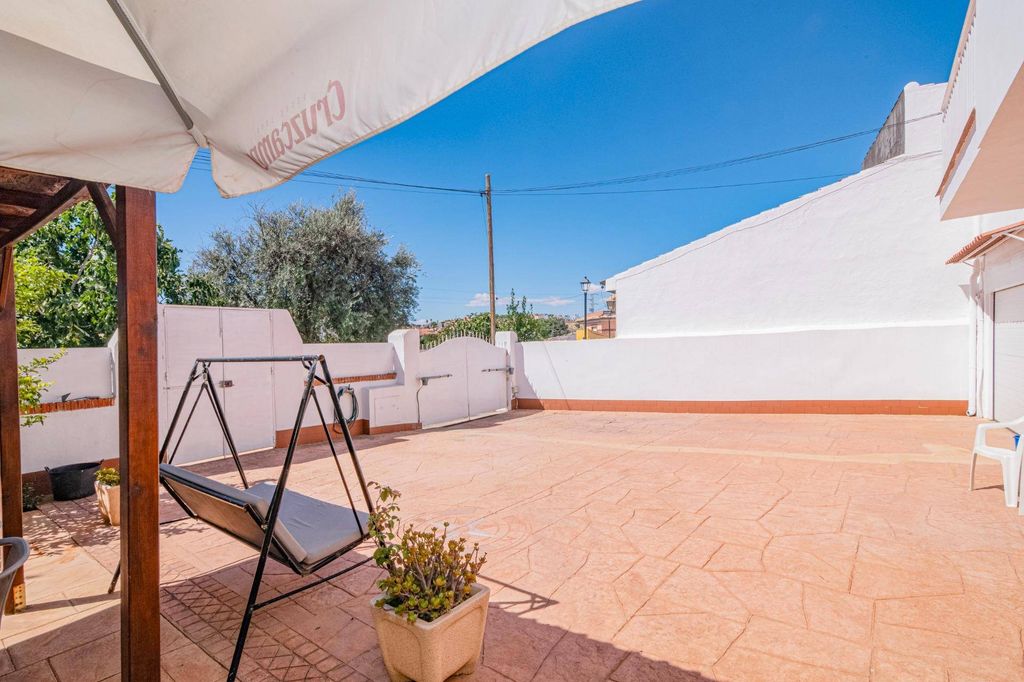 Luxury House for sale in Ogíjares, 423 000 €, Photo 5