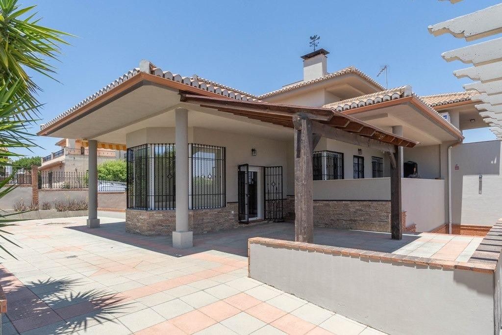 Maison de luxe à vendre à Otura, 419 000 €, Photo 6