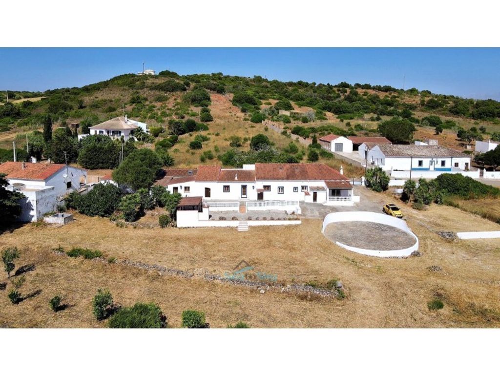Luxury House for sale in Vila Do Bispo, 759 000 €, Photo 2