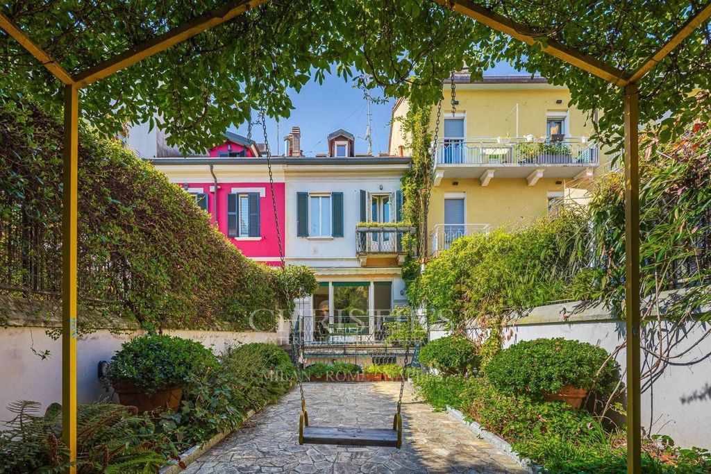 Luxury House for sale in Milan, 3 950 000 €, Photo 5