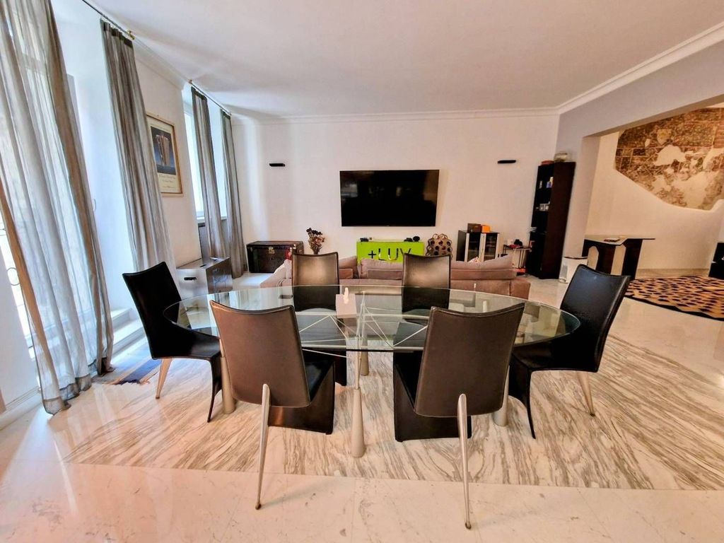 Luxury Apartment for sale in Verona, 990 000 €, Photo 5