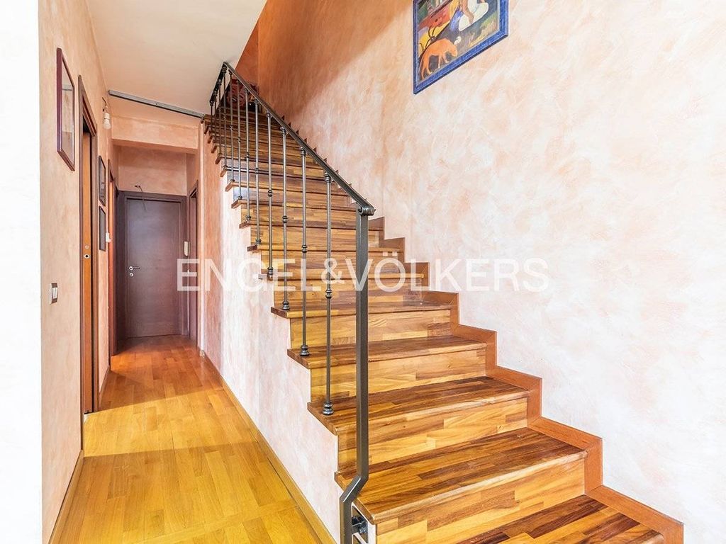 Maison de luxe à vendre à Rome, 435 000 €, Photo 5