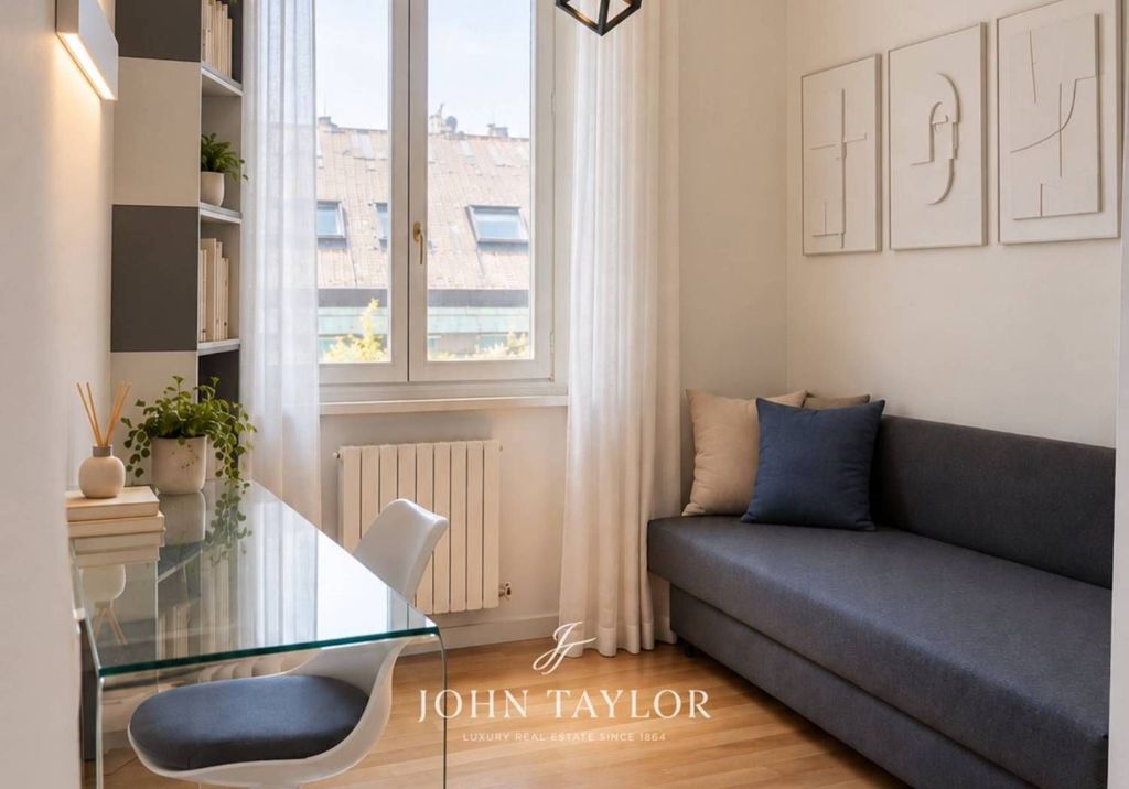 Luxury Apartment for sale in Milan, 1 200 000 €, Photo 7