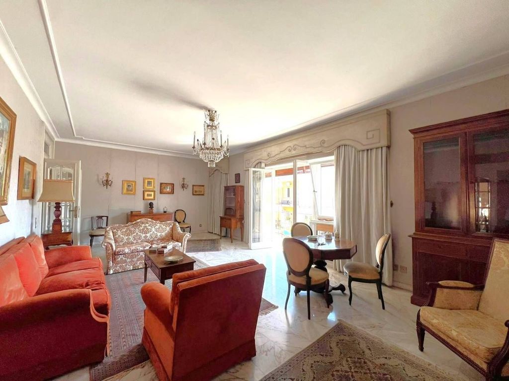 Appartement de luxe à vendre à Naples, 990 000 €, Photo 1
