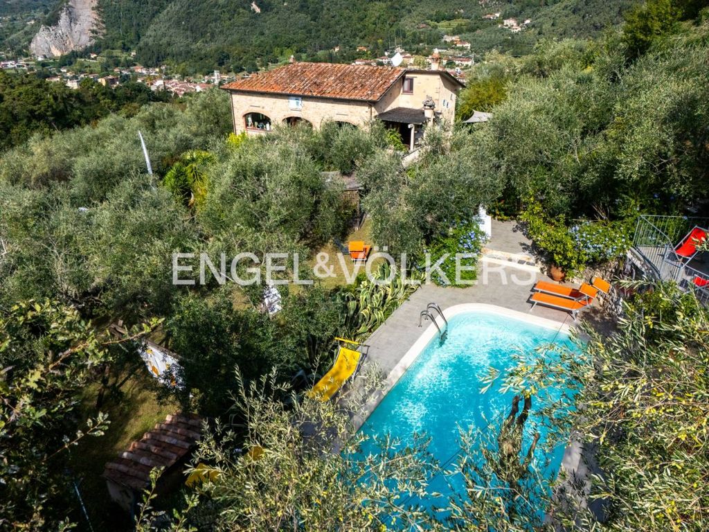 Maison de luxe à vendre à Camaiore, 1 500 000 €, Photo 1