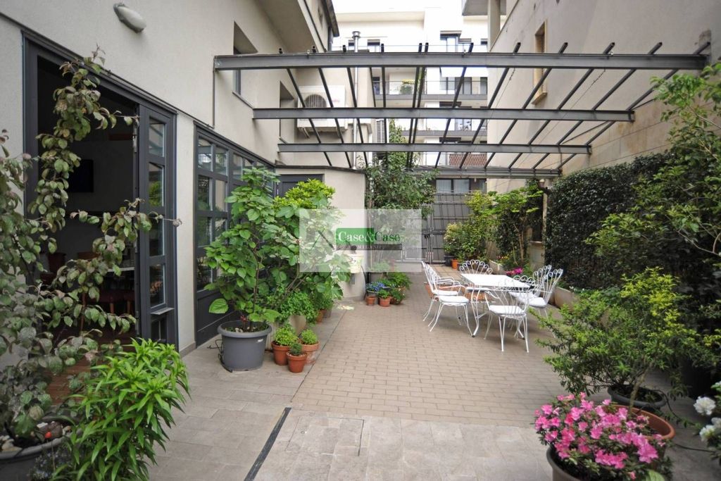 Maison de luxe à vendre à Milan, 1 380 000 €, Photo 1
