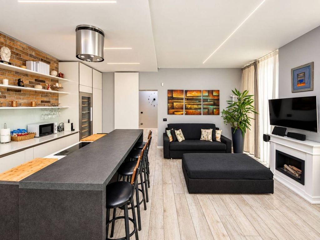 Appartement de luxe à vendre à Milan, 1 150 000 €, Photo 4