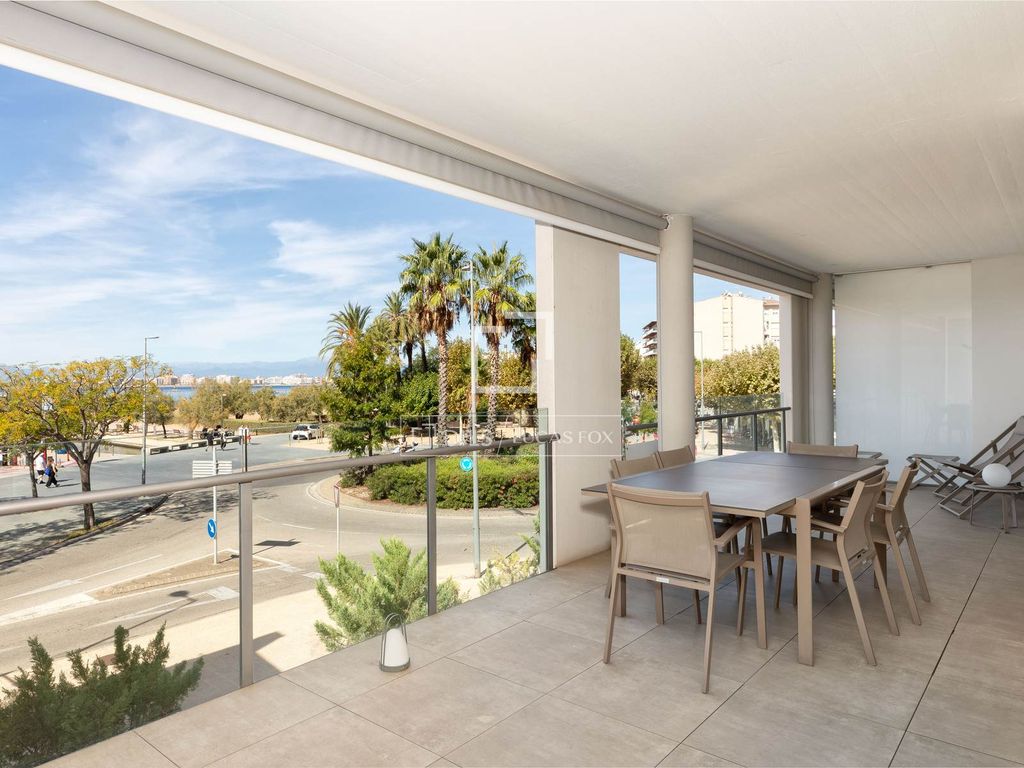 Luxury Apartment for sale in Roses, 995 000 €, Photo 4