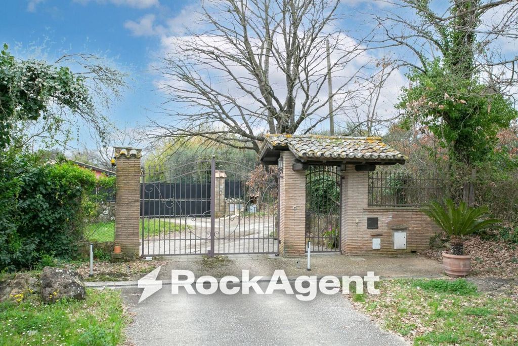 Maison de luxe à vendre à Canale Monterano, 550 000 €, Photo 7