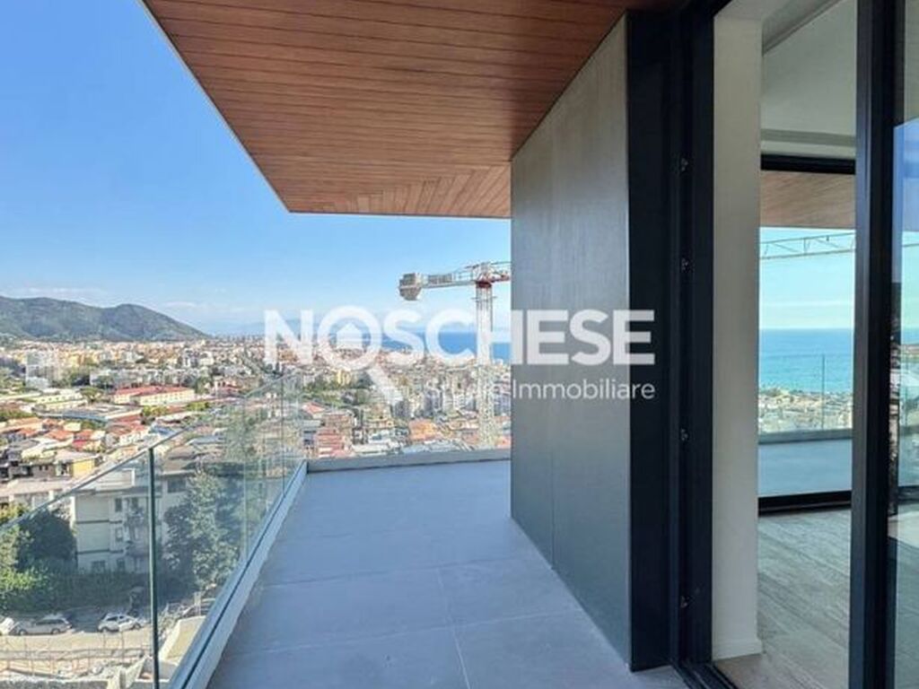 Appartement de luxe à vendre à Salerno, 650 000 €, Photo 2