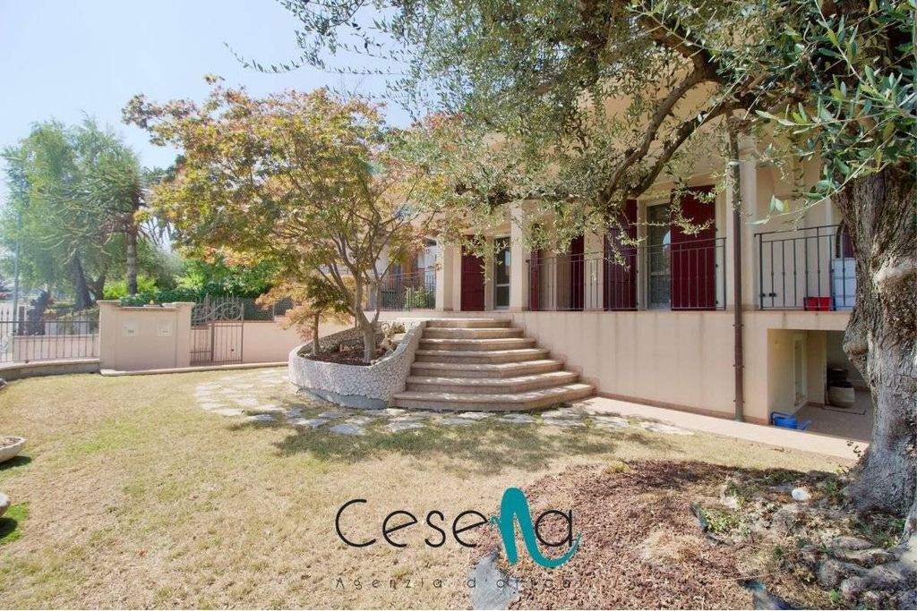 Maison de luxe à vendre à Montiano, 1 000 000 €, Photo 1