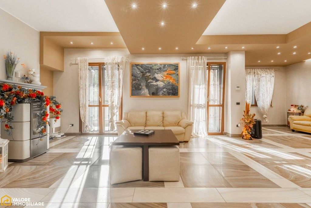 Maison de luxe à vendre à Pantigliate, 680 000 €, Photo 6