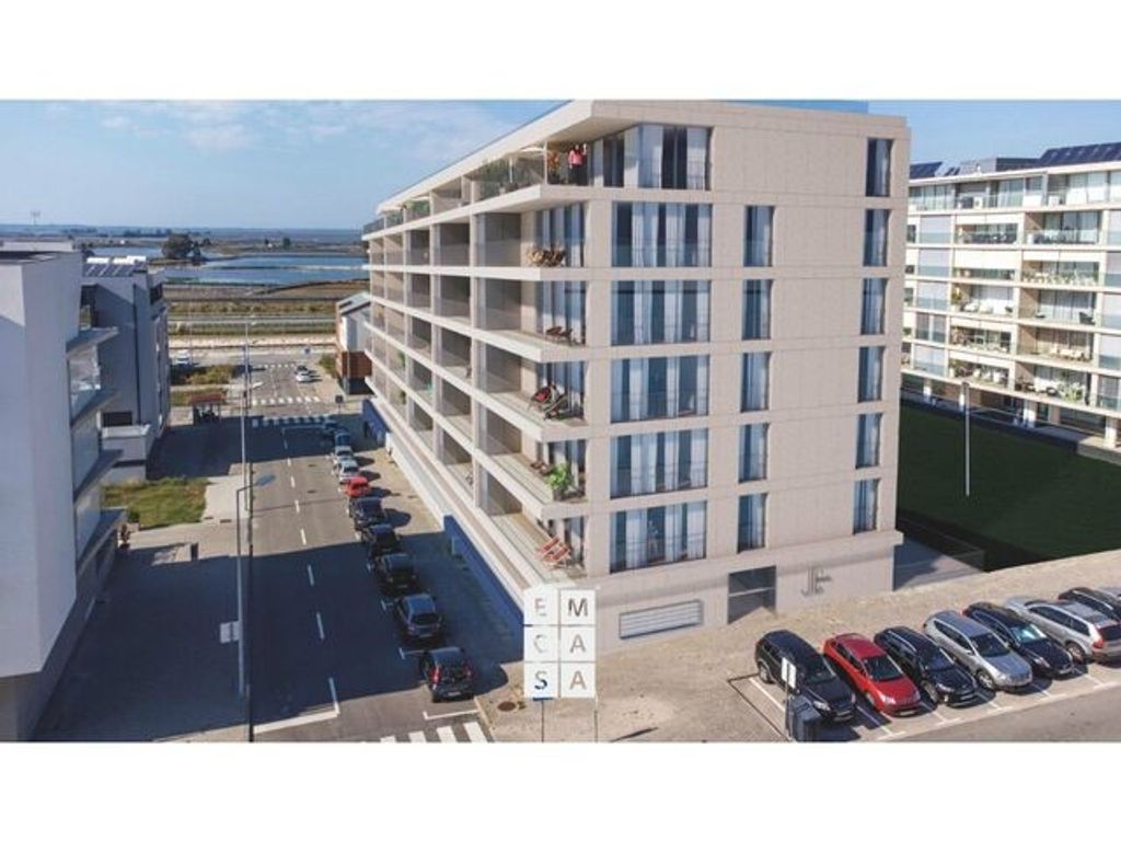 Luxury Apartment for sale in Santa Maria Da Feira, 530 000 €, Photo 7