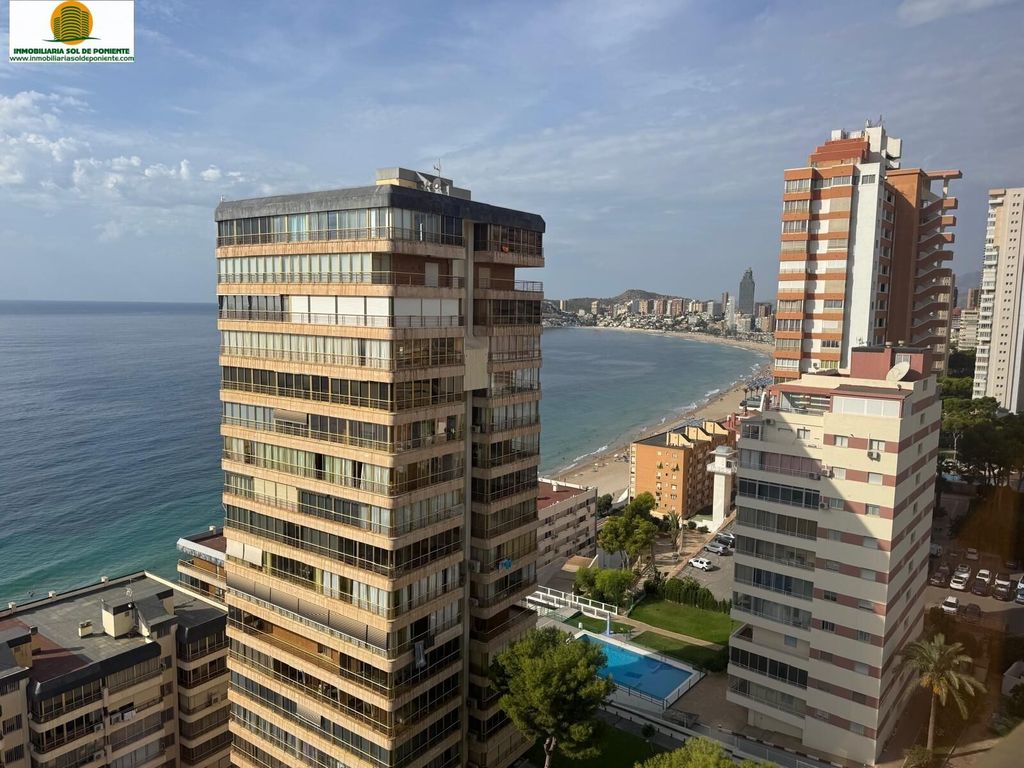 Luxury Apartment for sale in Benidorm, 450 000 €, Photo 3