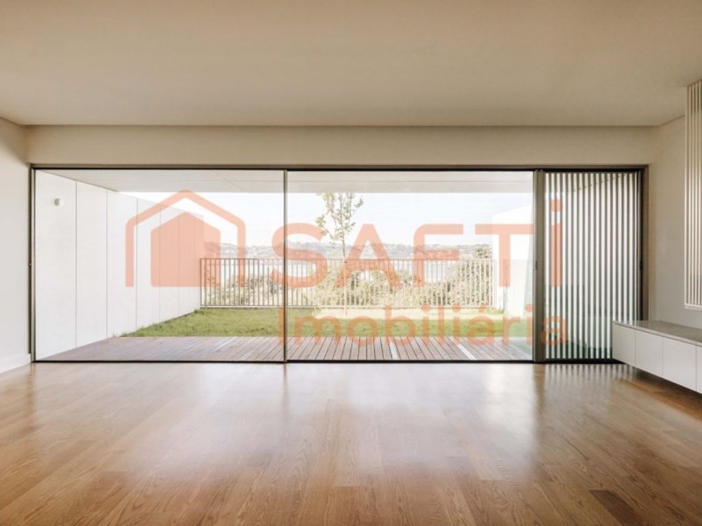 Luxury House for sale in Lisbon, 2 560 000 €, Photo 2