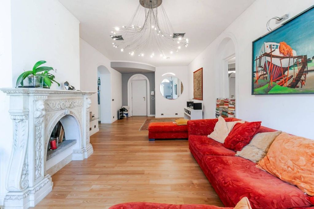 Appartement de luxe à vendre à Milan, 1 250 000 €, Photo 3