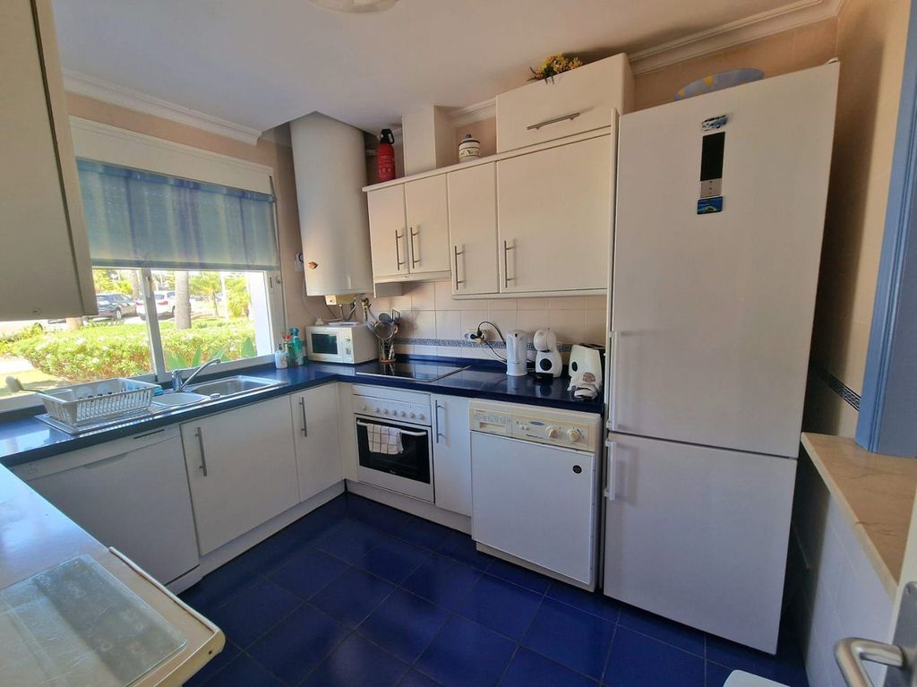 Luxury House for sale in Casares, 730 000 €, Photo 4