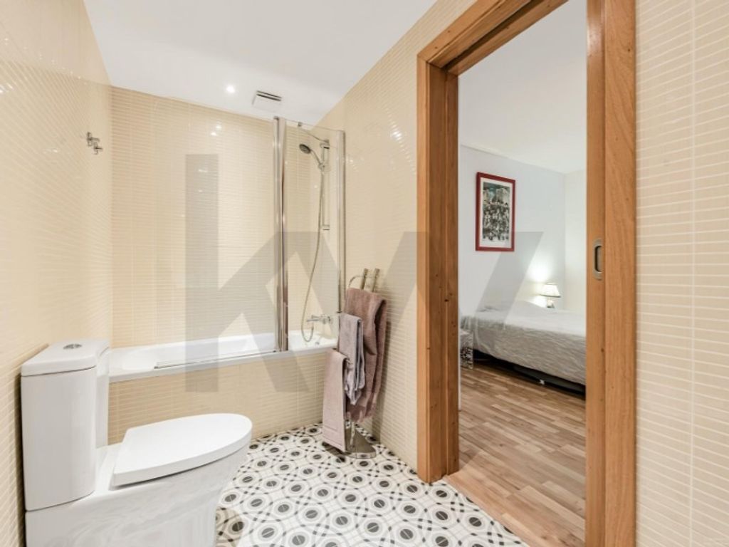 80784987