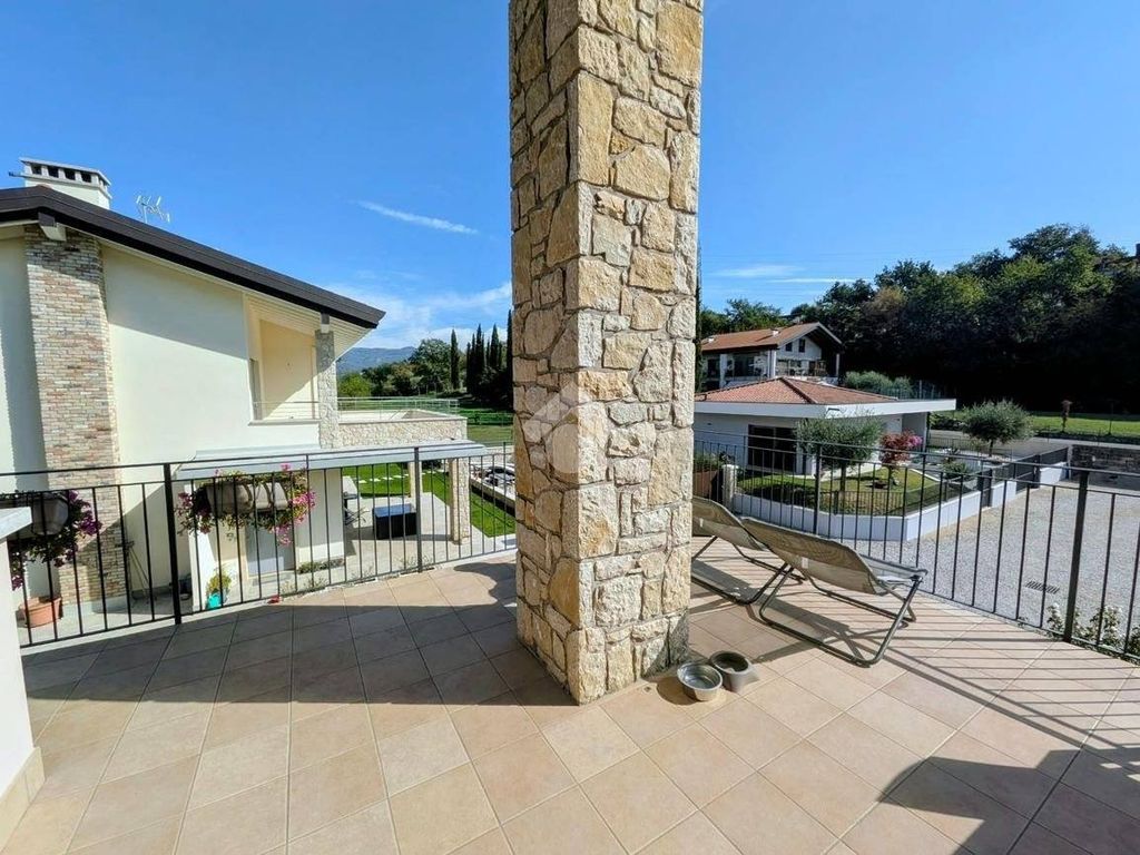Maison de luxe à vendre à Caprino Veronese, 495 000 €, Photo 7