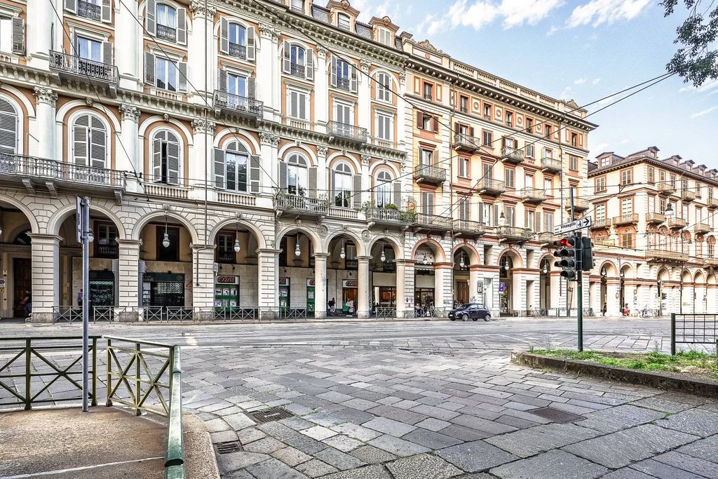 Appartement de luxe à vendre à Turin, 880 000 €, Photo 2
