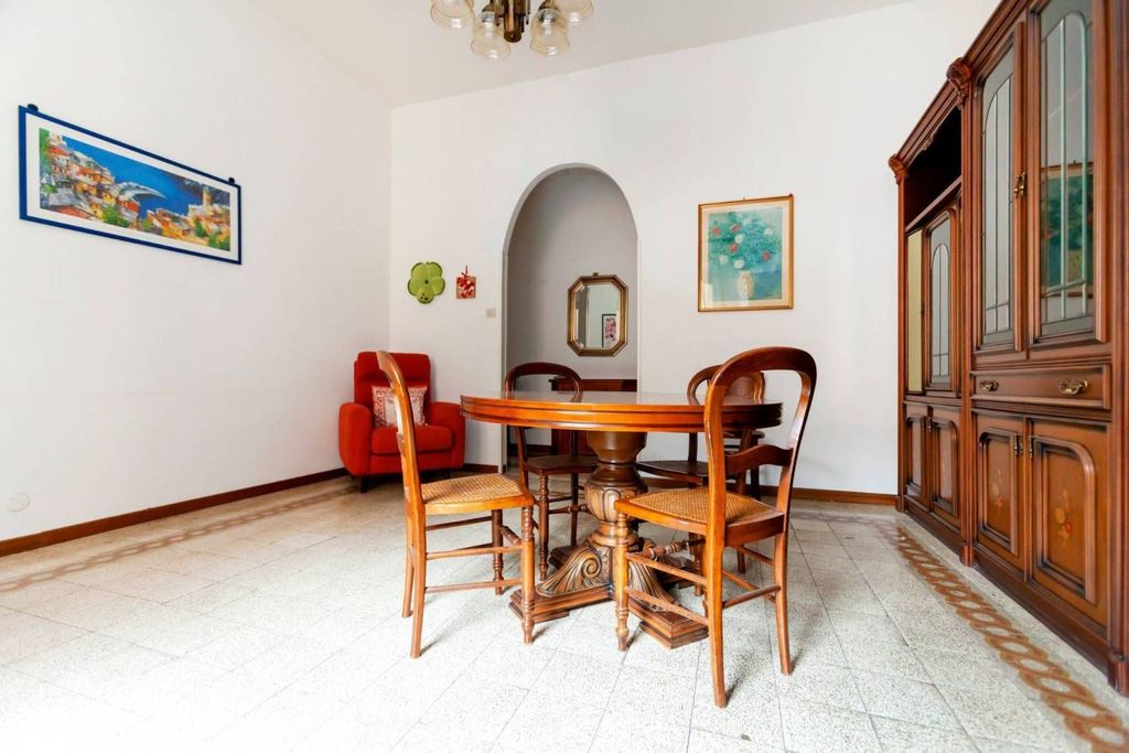 Luxury Apartment for sale in Rome, 630 000 €, Photo 3