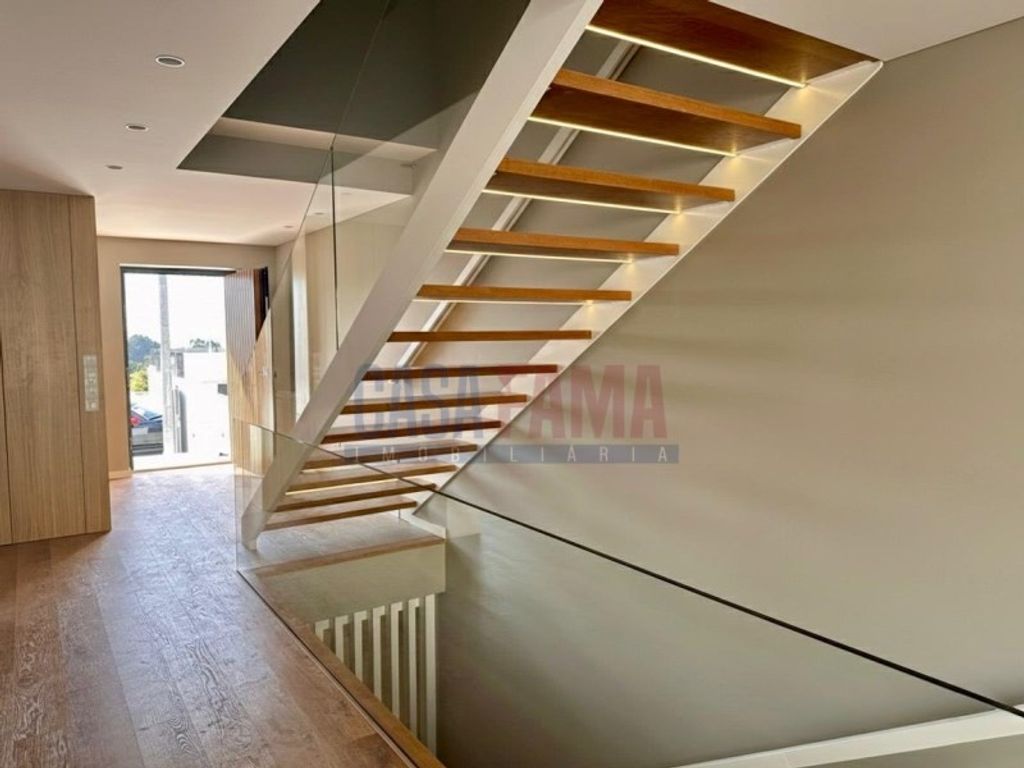 Maison de luxe à vendre à Braga, 400 000 €, Photo 4
