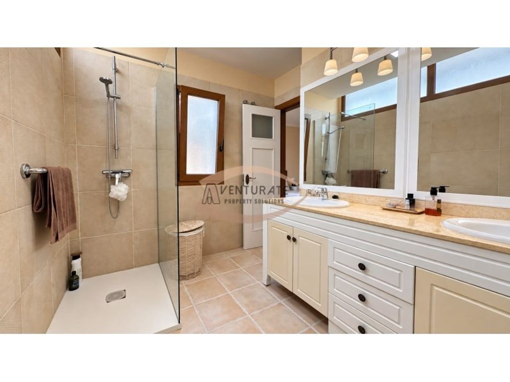 Luxury House for sale in Antigua, 450 000 €, Photo 4