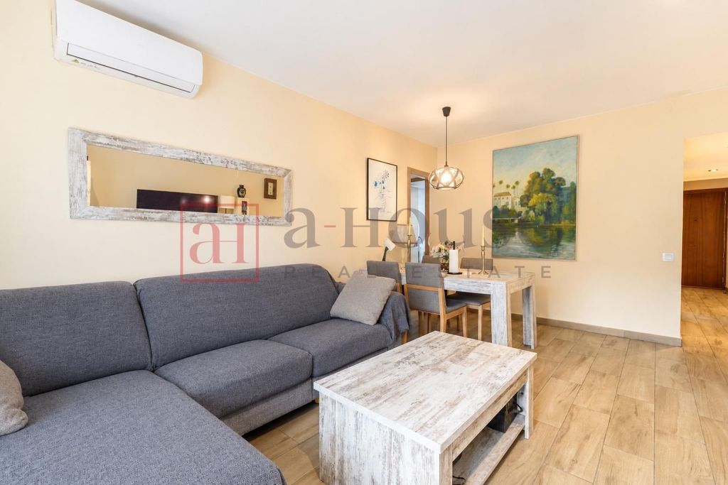 Luxury Apartment for sale in Barcelona, 570 000 €, Photo 6